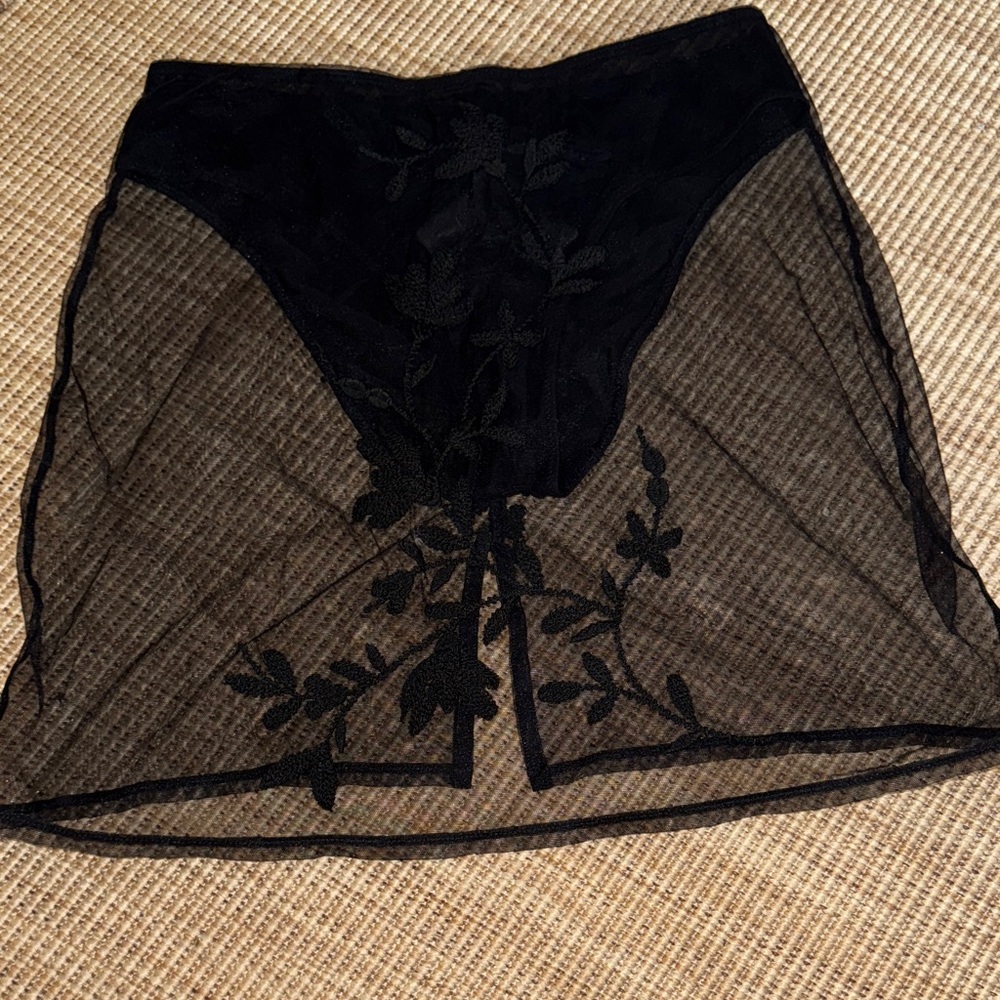 La Perla sexy Black Sheer Floral Skirt